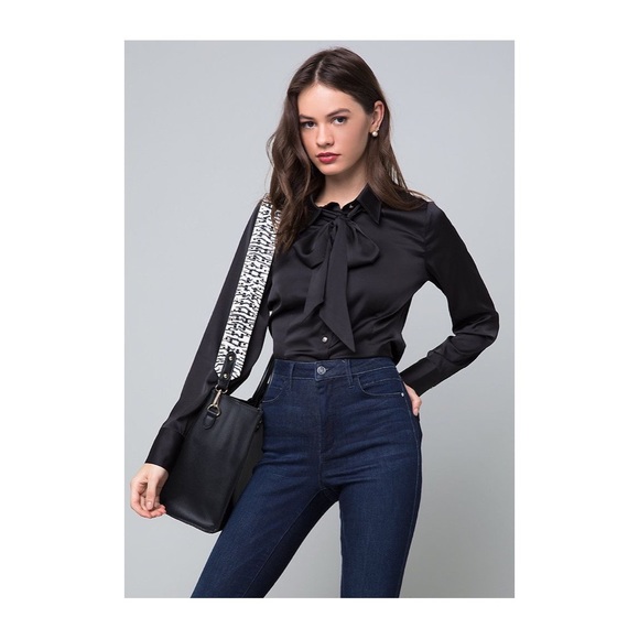 Bebe now button up blouse - Picture 3 of 11